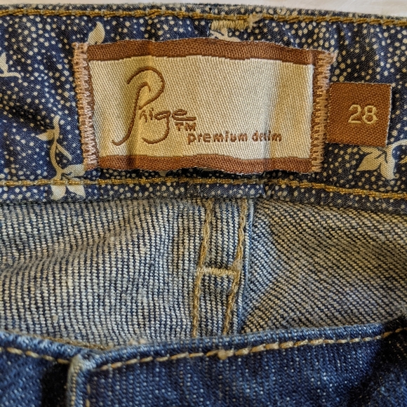 PAIGE Cloverdale dark wash boot cut jeans size 28 - Picture 4 of 8